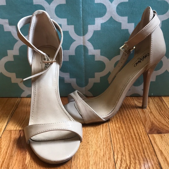 Sandal heels - Picture 1 of 1